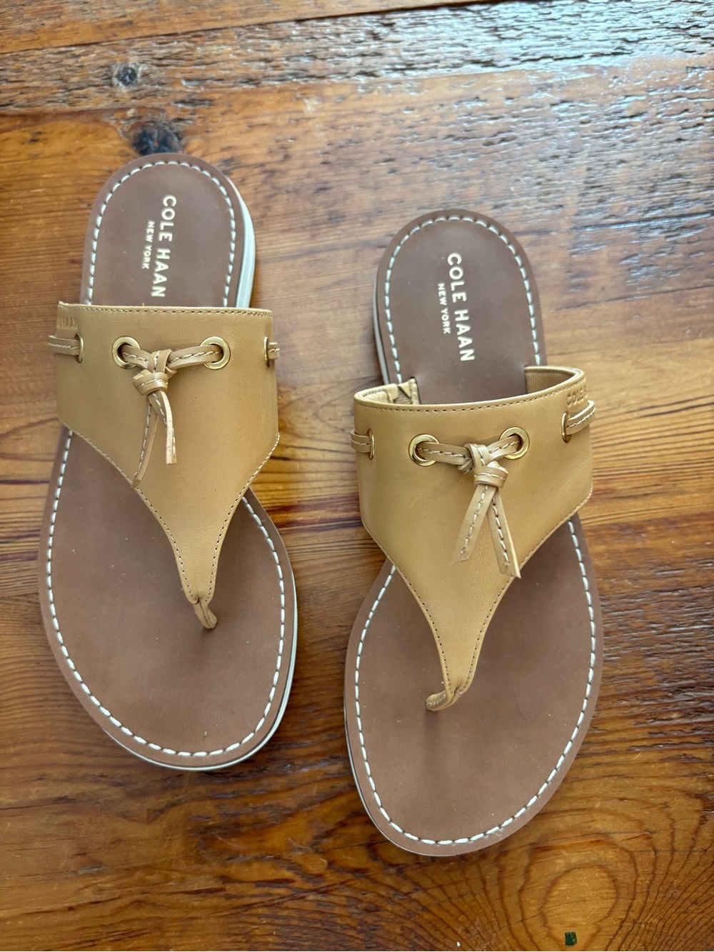Cole Haan Women’s Tan Leather Knot Thong Sandals size 6.5